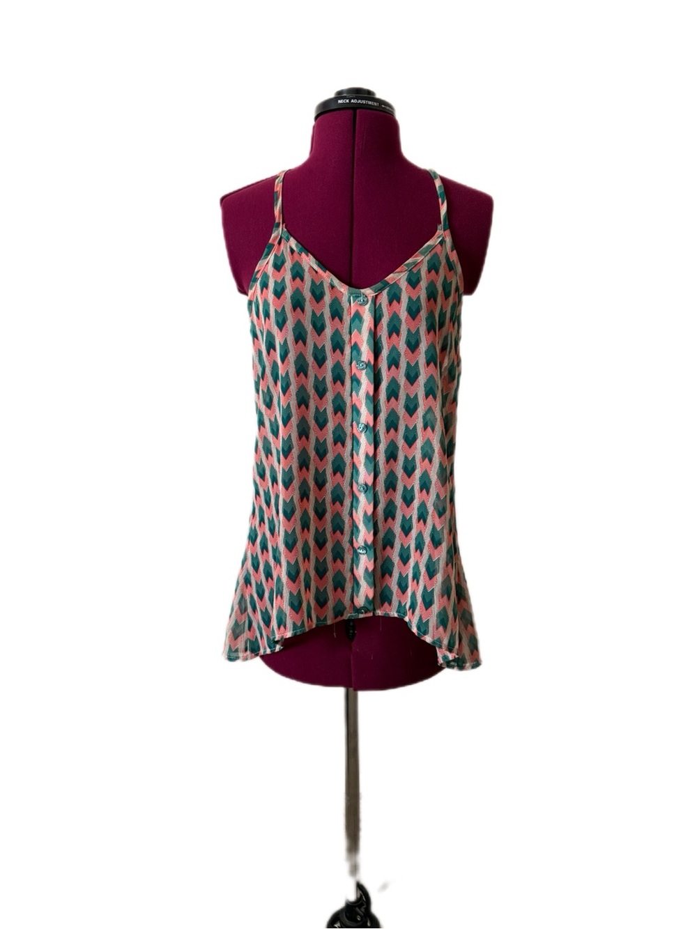 Foreign Exchange Sleeveless V-Neck Chevron Print Tank Top - Size  SM